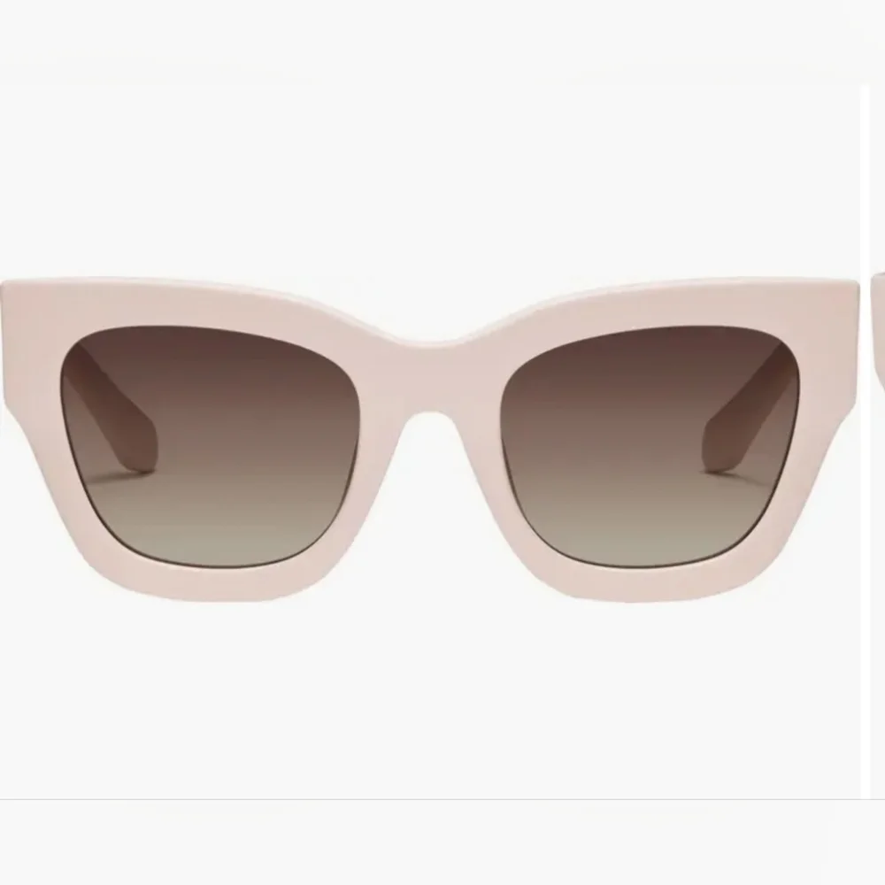 Quay Australia champagne‎ bone cream By the Way Sunglassess BRAND NEW
